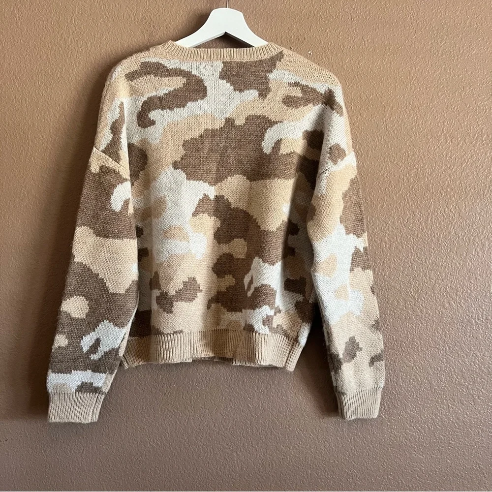 Lucky Brand Cream and Brown Camouflage Crewneck Sweater Size Large